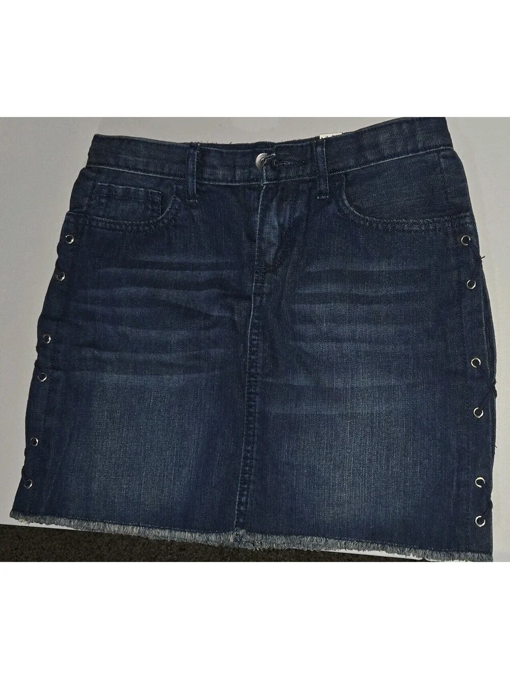 The Children's Place Girls 10 Blue Denim Mini Skirt Lace-Up Eyelets Pockets